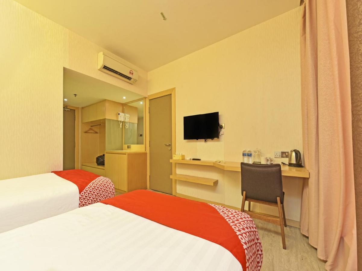 Capital O 90130 Sawadee Hotel Johor Bahru Exterior photo
